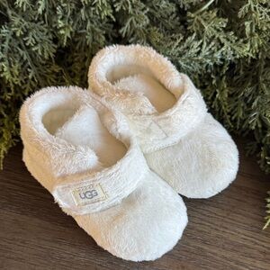 UGG Soft Cream Infant Booties
